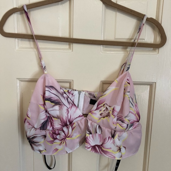 Missguided Tops - NWT Missguided Floral Crop Top Bralette